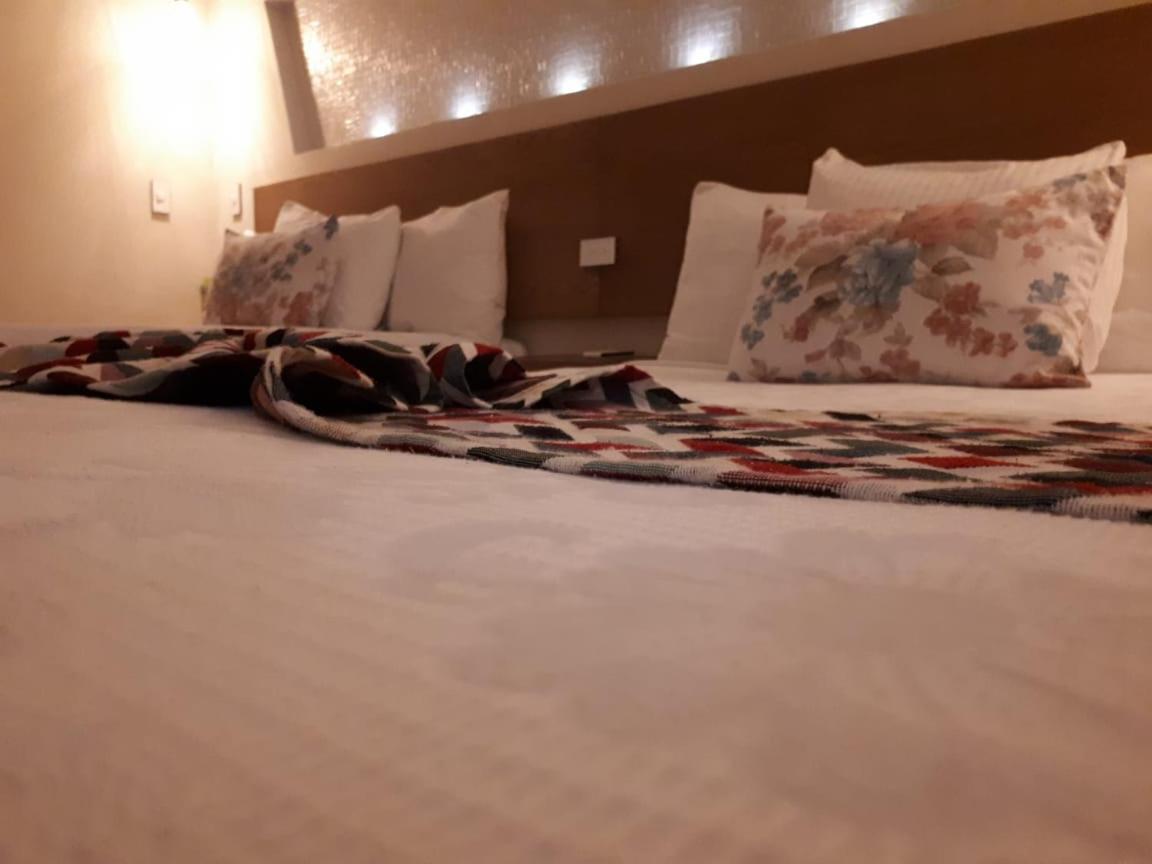 Brisas 10 Beachside Suites 坎昆 外观 照片