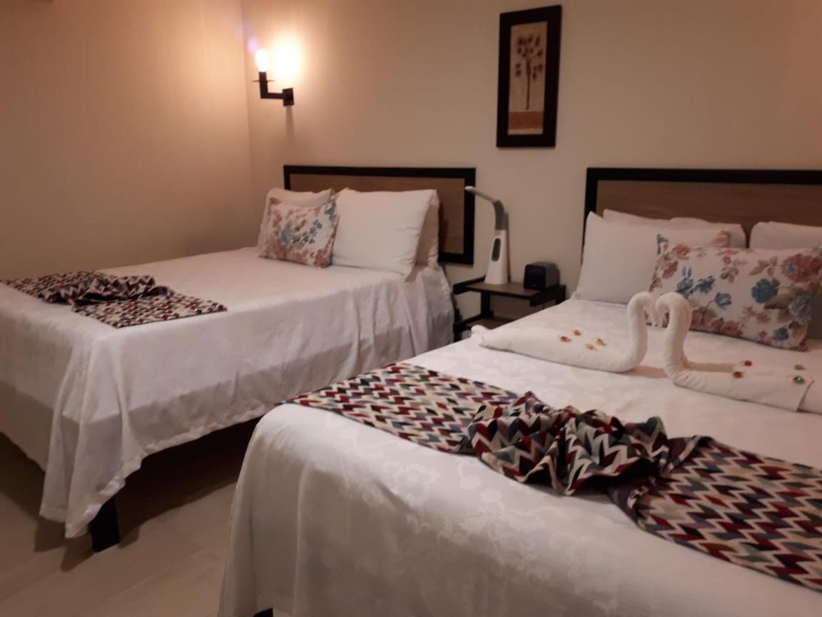 Brisas 10 Beachside Suites 坎昆 外观 照片