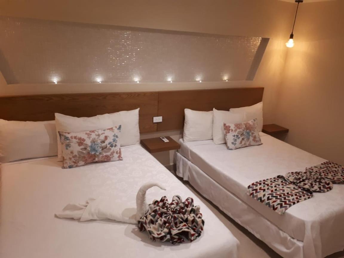 Brisas 10 Beachside Suites 坎昆 外观 照片