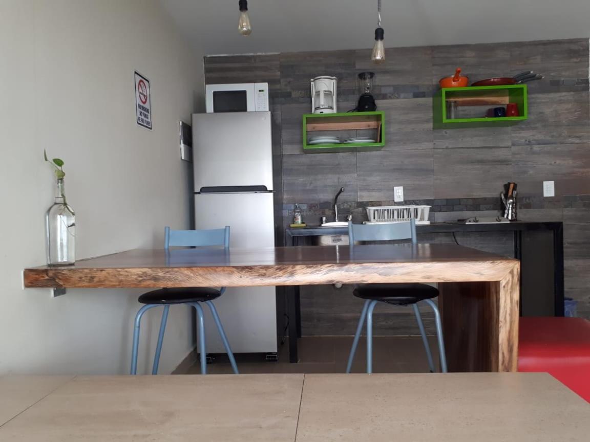 Brisas 10 Beachside Suites 坎昆 外观 照片