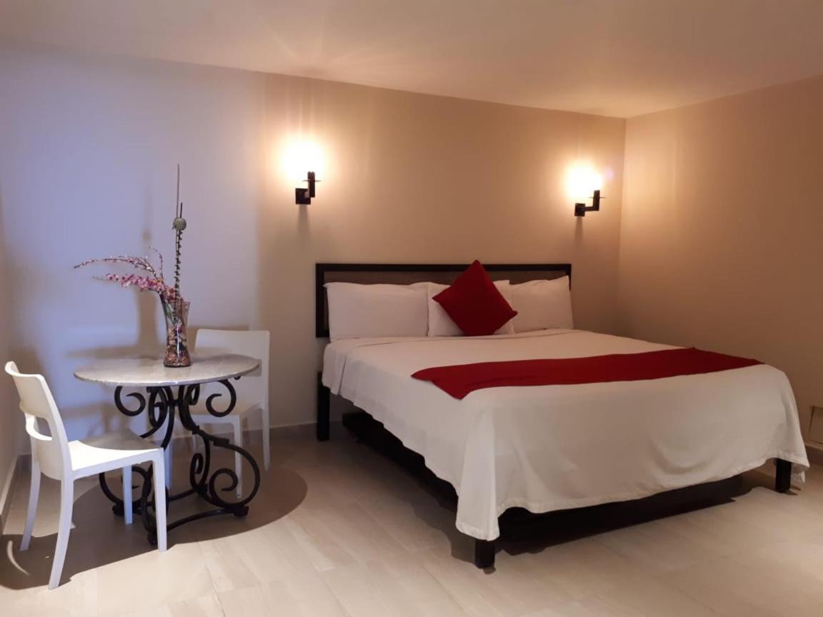 Brisas 10 Beachside Suites 坎昆 外观 照片