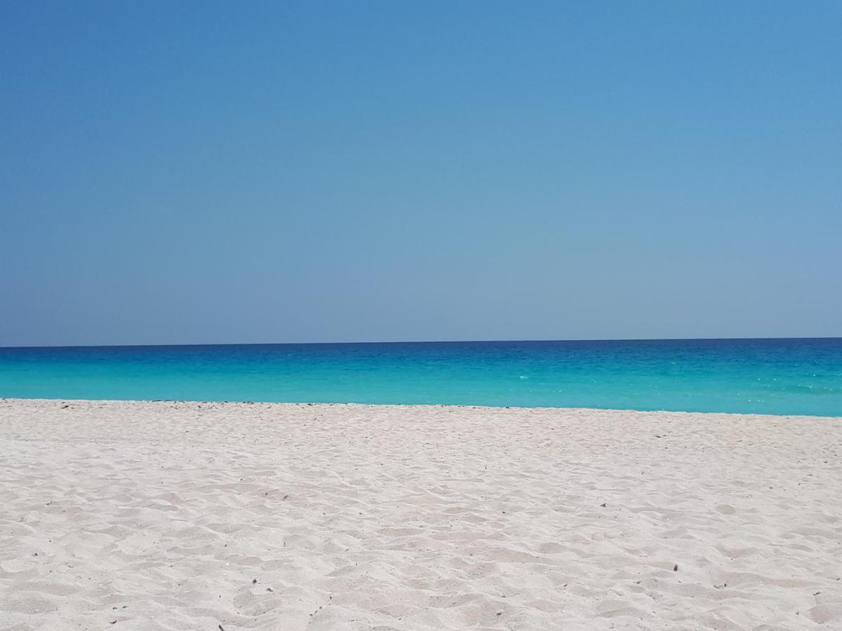Brisas 10 Beachside Suites 坎昆 外观 照片